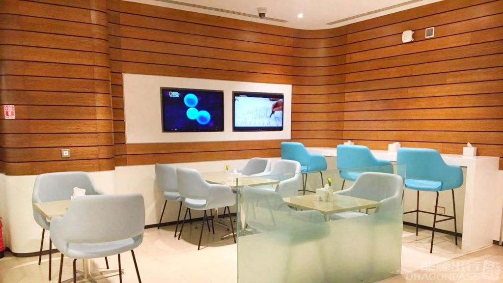 Wellcome Lounge atmosphere, image 6