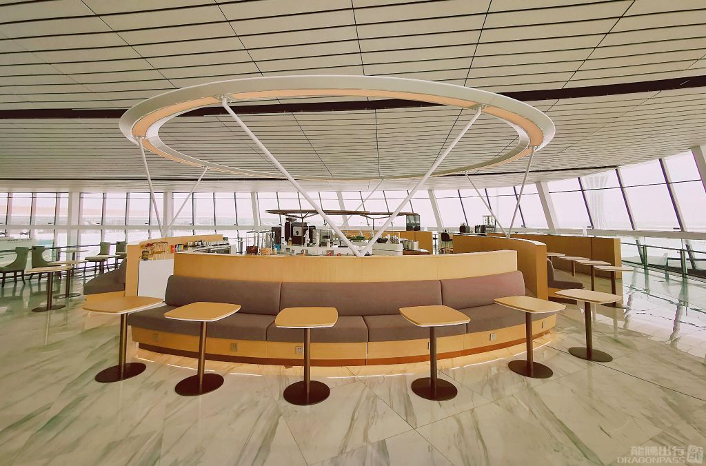 China Southern Airlines International Lounge — food & bar