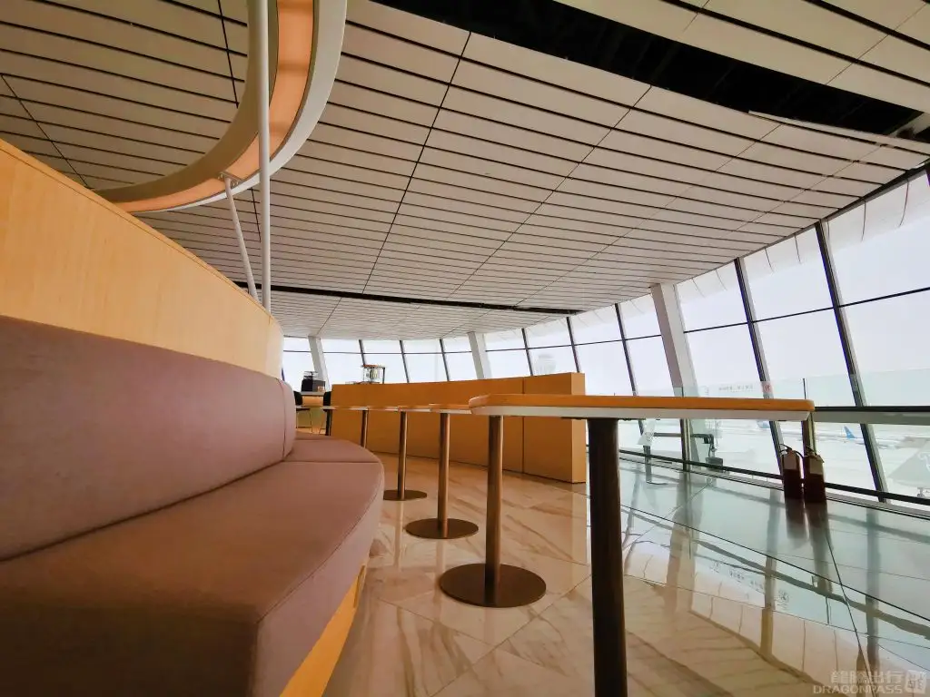 China Southern Airlines Gold/Silver Member Lounge – photos 7