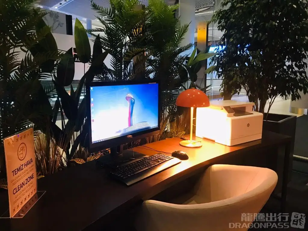 iGA Lounge – photos 1