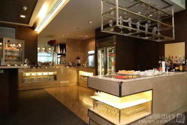 Miracle First Class Lounge – photos 4