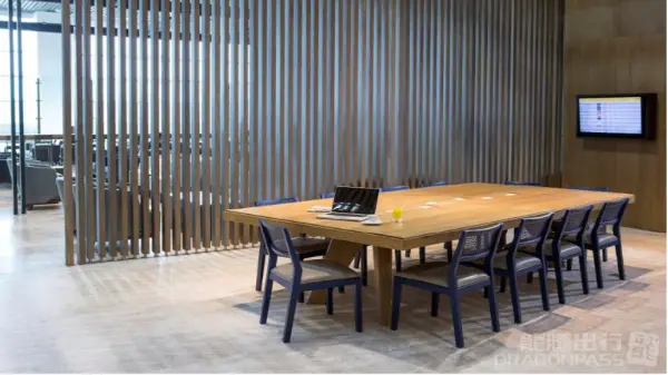 LATAM VIP Lounge – photos 2