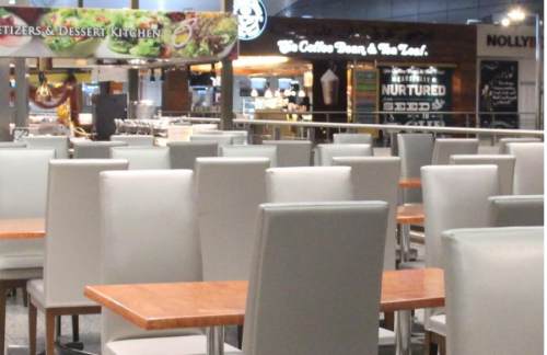 文莱国际机场Anjung Saujana & Cilantro's Restaurant